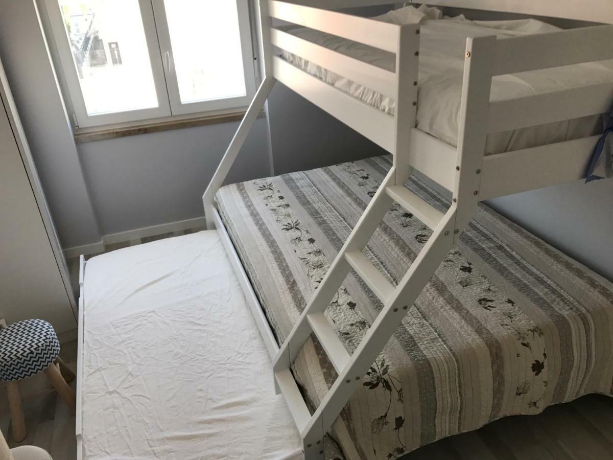 Blue Bay Beach Apartment Sesimbra Luaran gambar